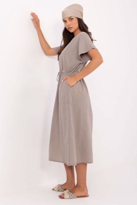 Sukienka Model TW-SK-BI-6-2041.89 Dark Beige - Och Bella