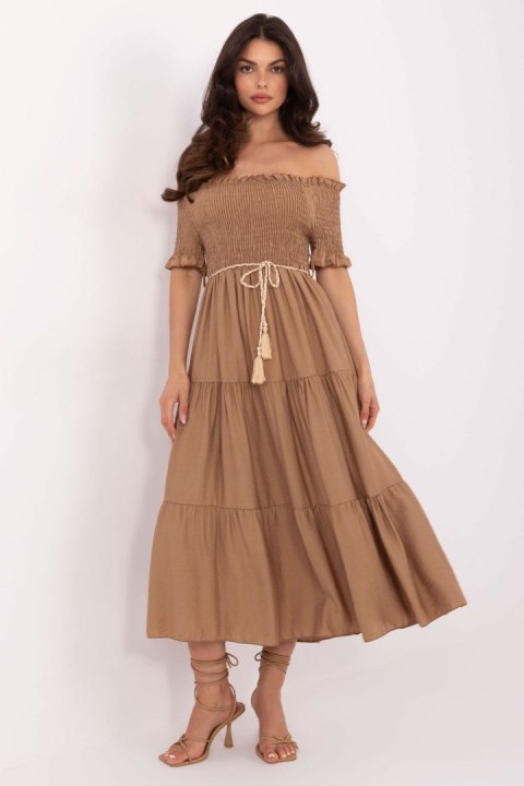 Sukienka Model MI-SK-A2609.96 Camel - Italy Moda
