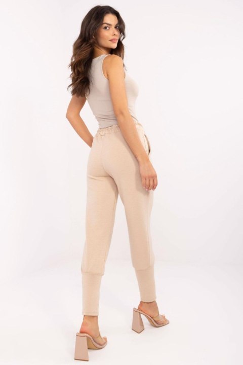 Spodnie Dresowe Model DHJ-SP-9283.83P Beige - Italy Moda